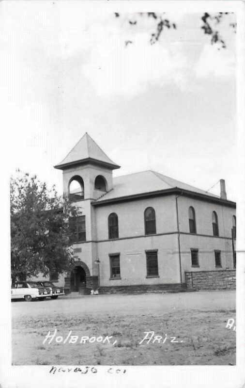 AZ016730.jpg