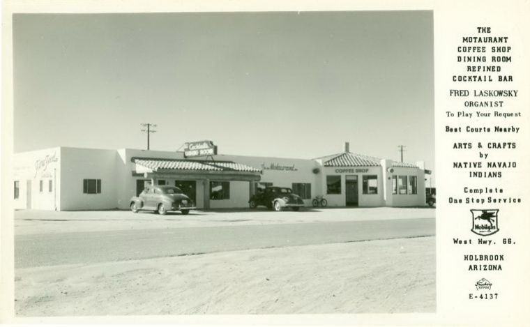 AZ019100.jpg