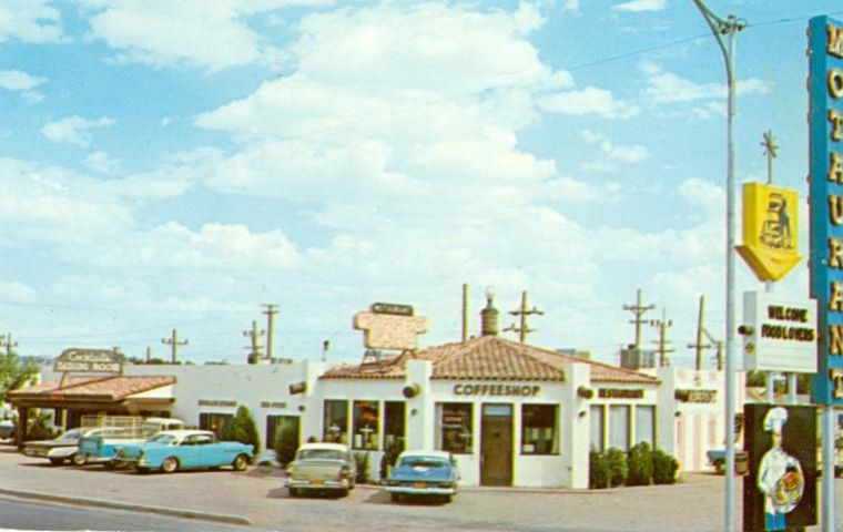 AZ019300.jpg