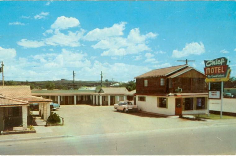 AZ020500.jpg