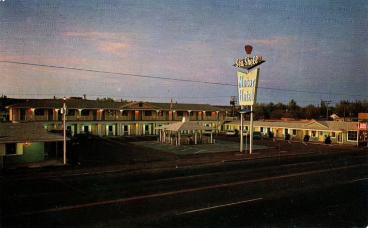 AZ021500.jpg