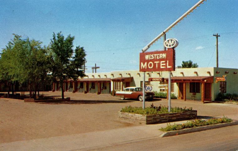 AZ023100.jpg