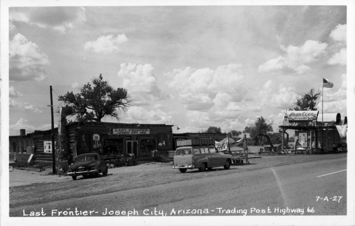 AZ026700.jpg