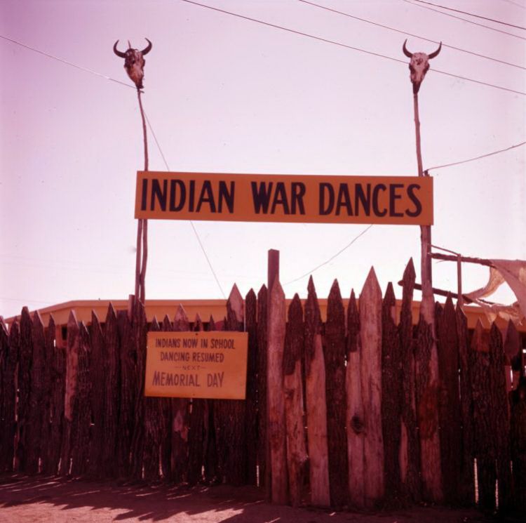AZ027200.jpg