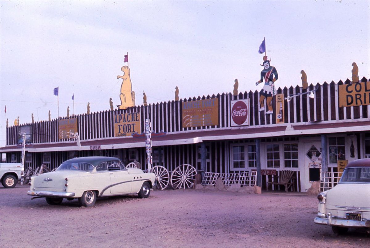 AZ027220.jpg
