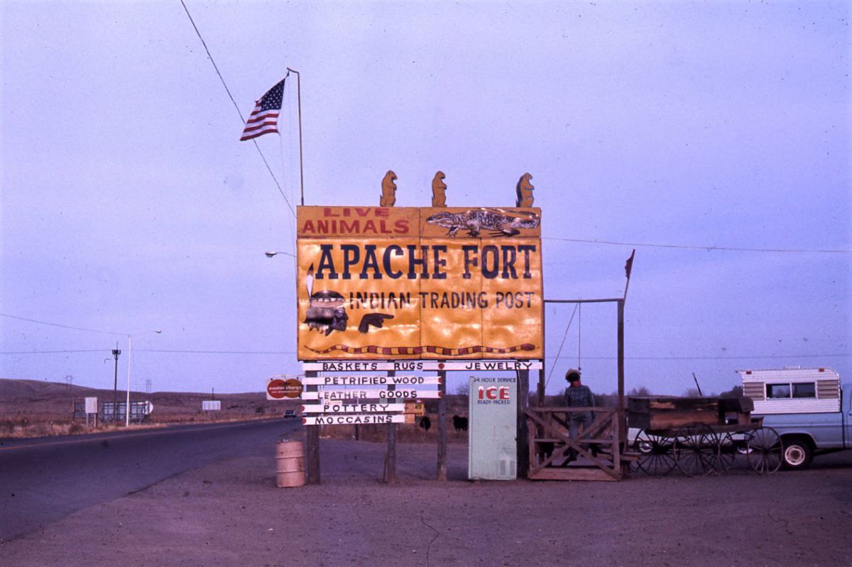 AZ027230.jpg