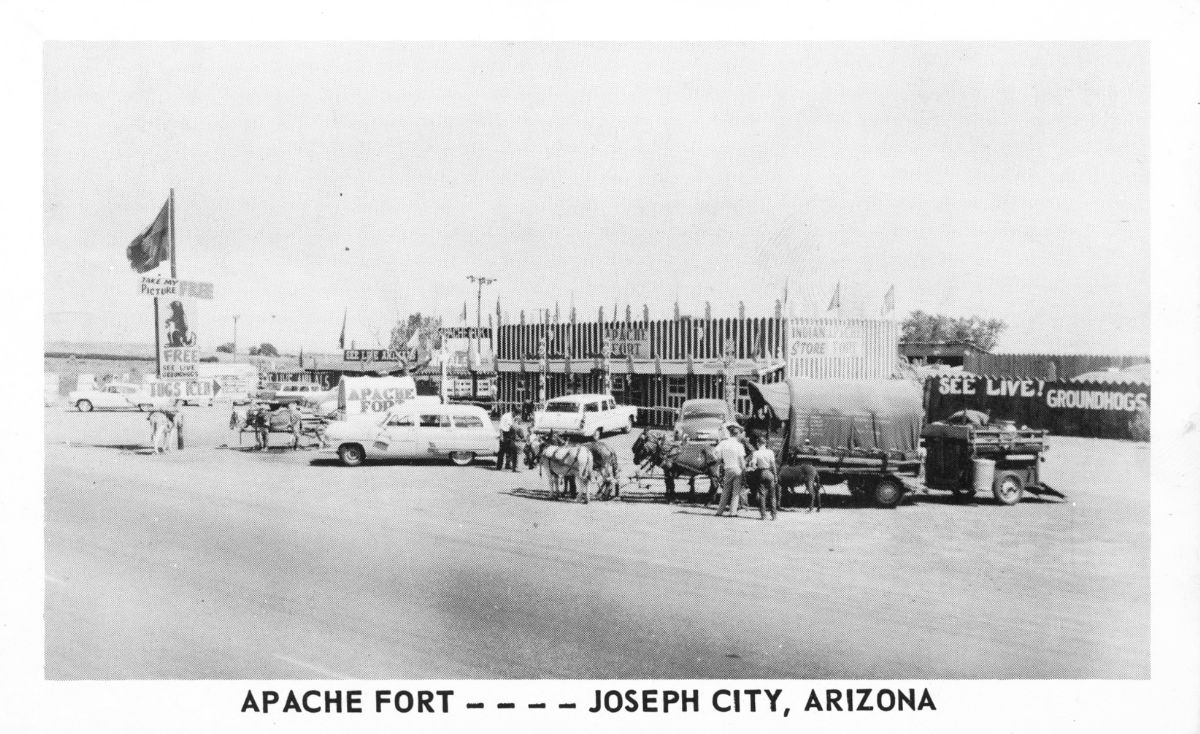 AZ027300.jpg