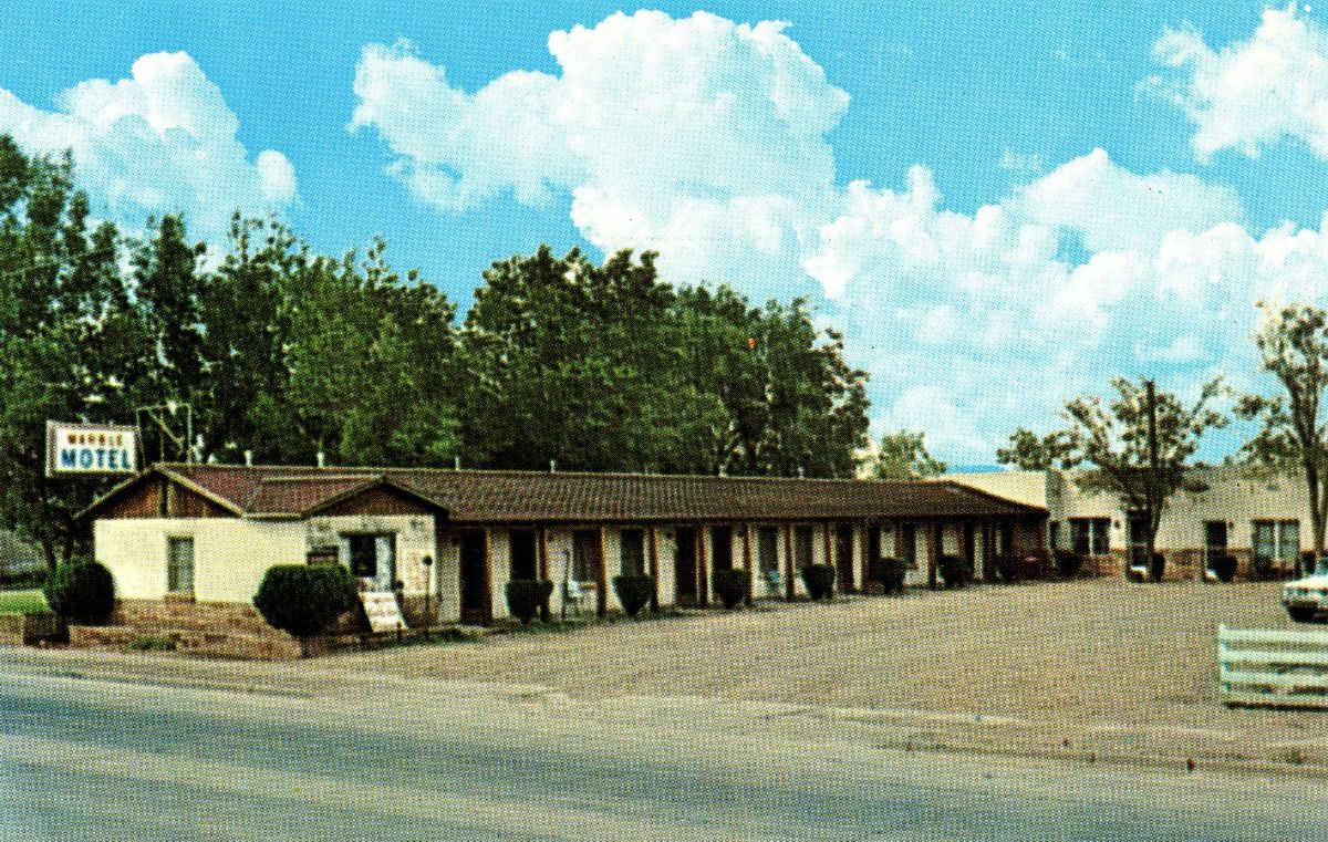 AZ034320.jpg