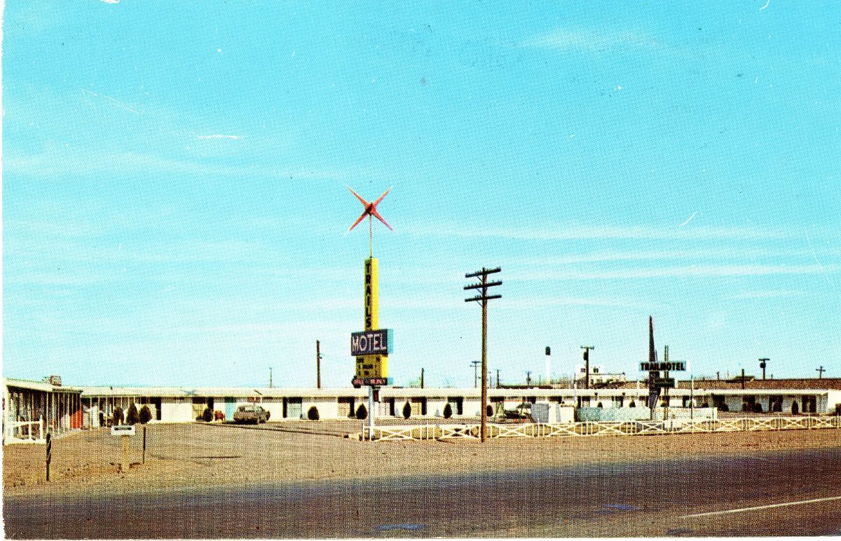 AZ034800.jpg