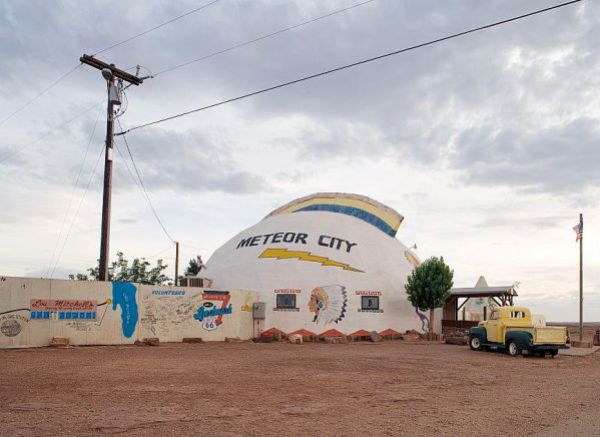 AZ035640.jpg