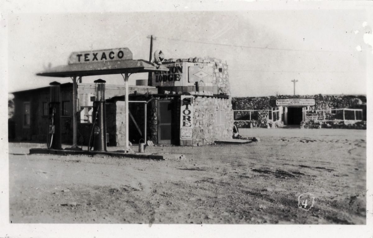 AZ039240.jpg