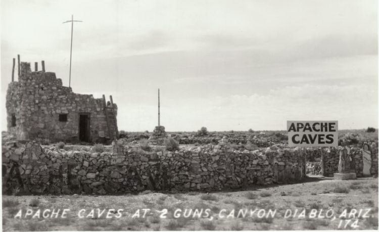 AZ040240.jpg