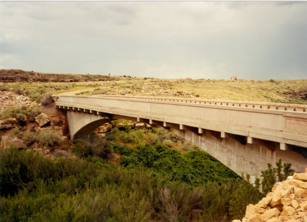 AZ040645.jpg