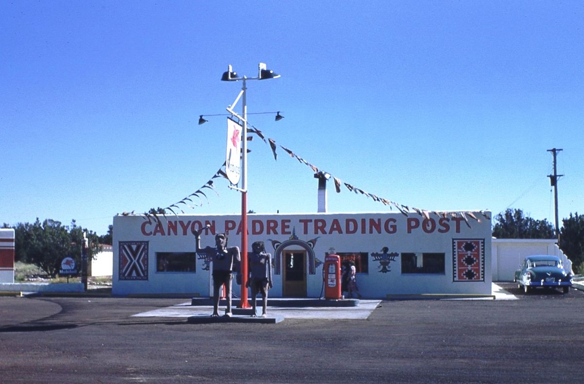 AZ040760.jpg