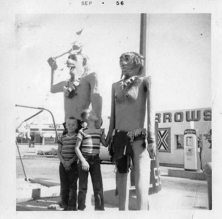 AZ040800.jpg