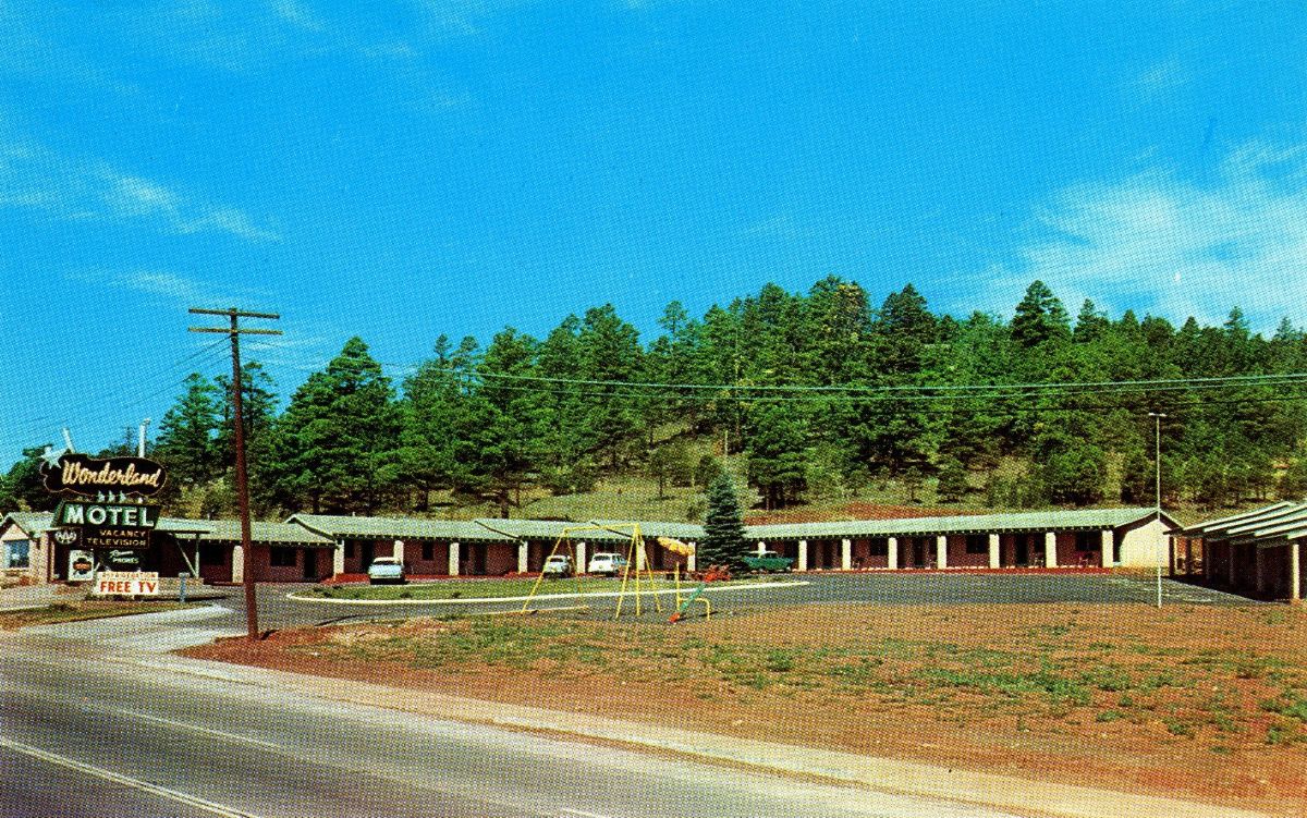 AZ047560.jpg