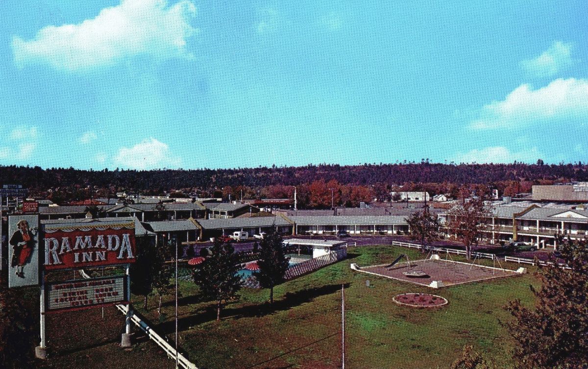 AZ055400.jpg