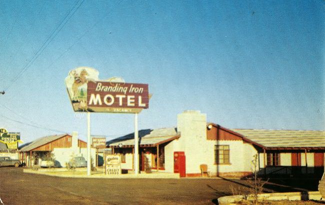 AZ055880.jpg