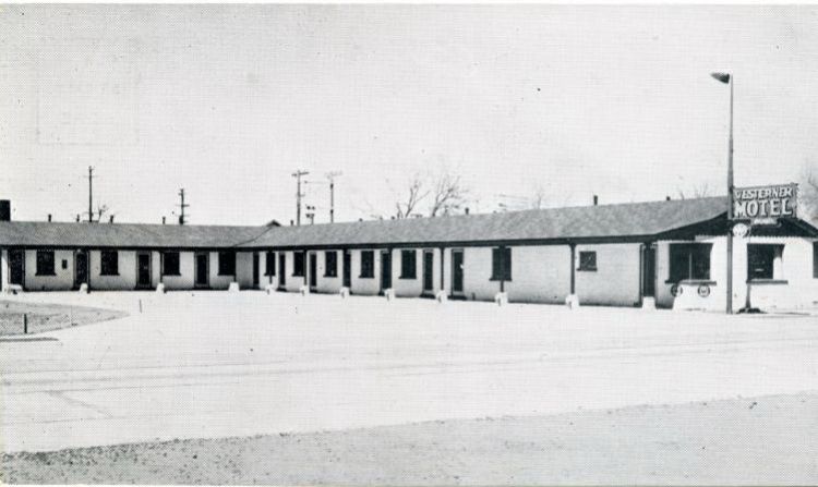 AZ064960.jpg