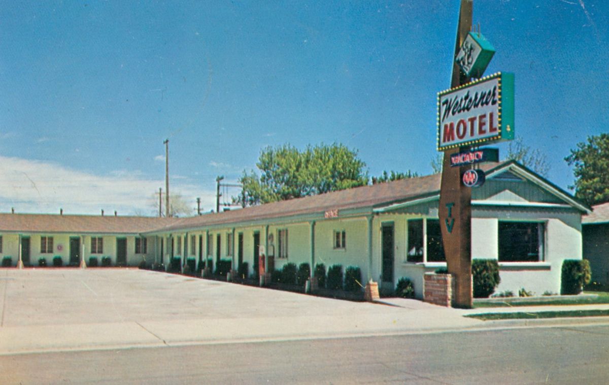 AZ065240.jpg