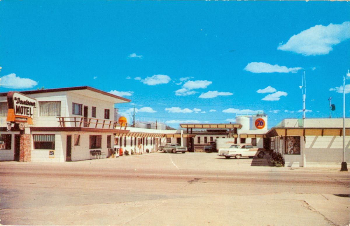 AZ065885.jpg