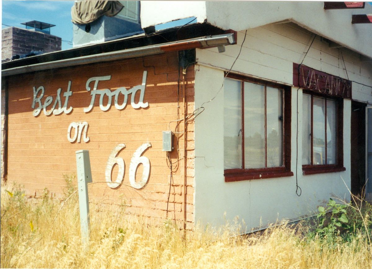 AZ066240.jpg
