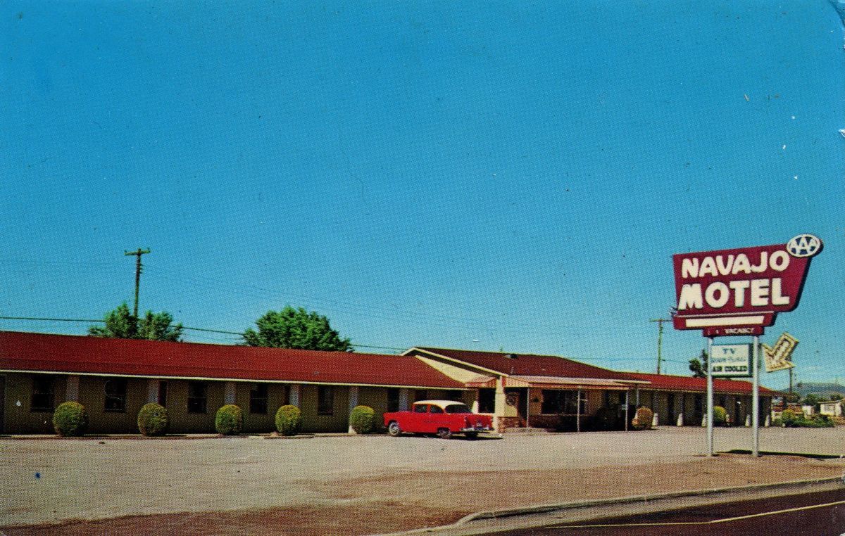 AZ071490.jpg