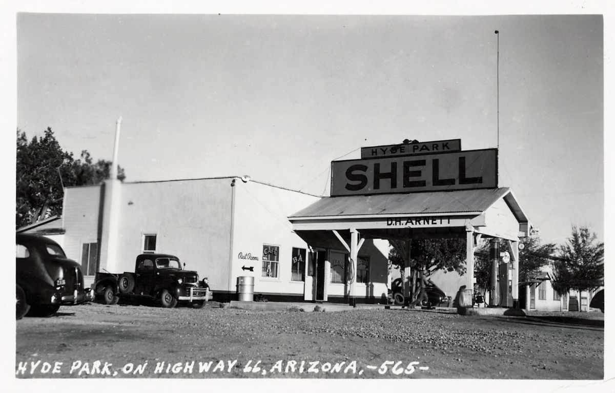 AZ072915.jpg
