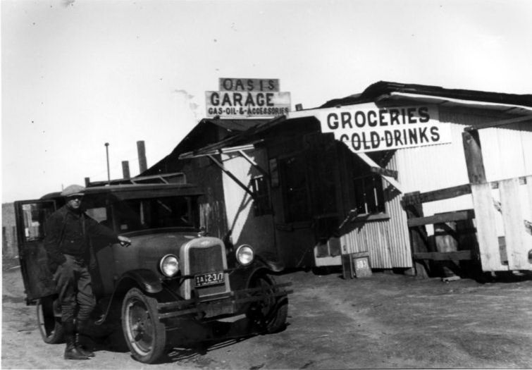 AZ074910.jpg