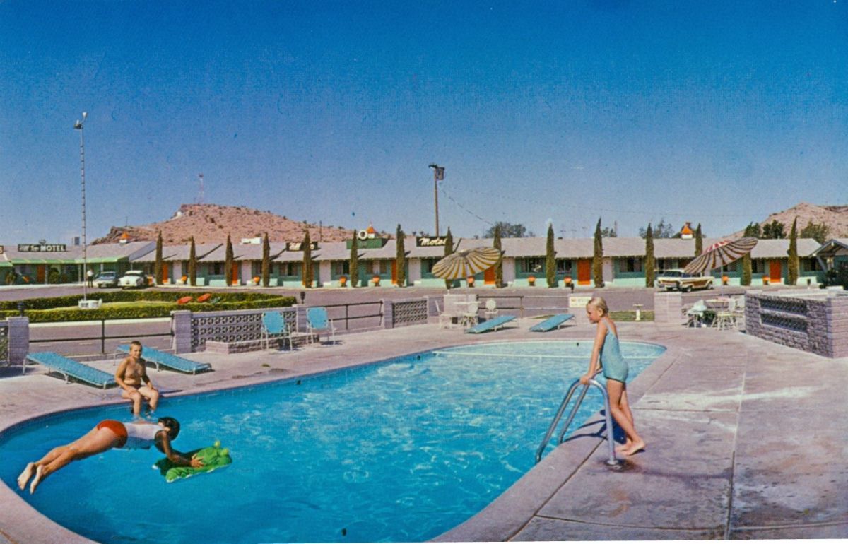 AZ077420.jpg