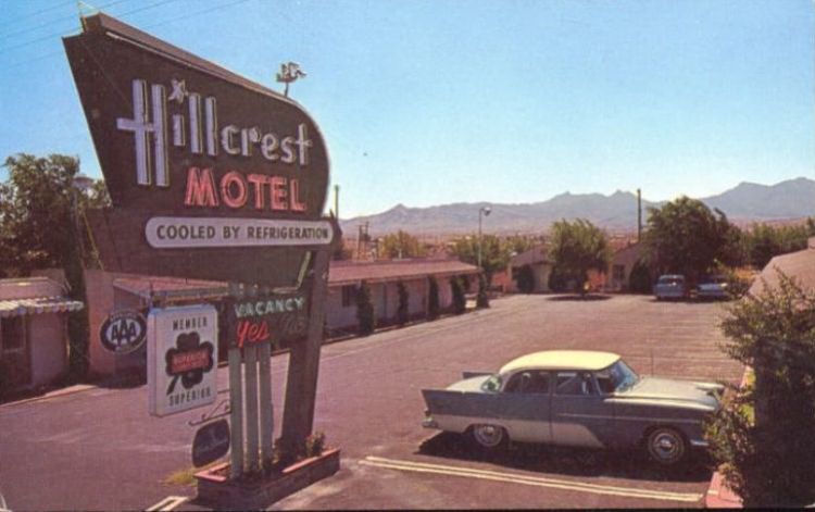 AZ080630.jpg