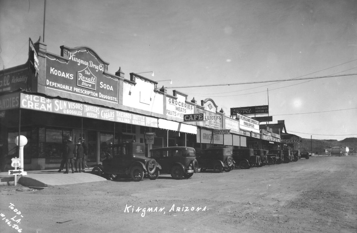 AZ081180.jpg
