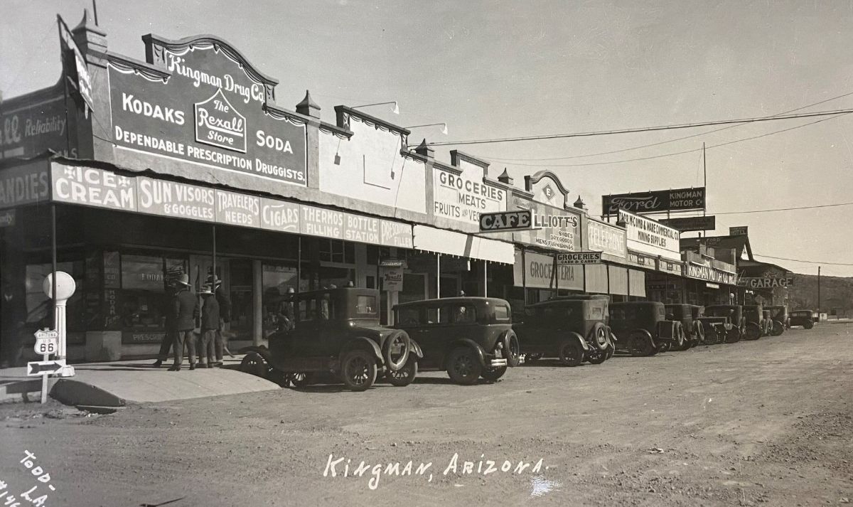 AZ081725.jpg