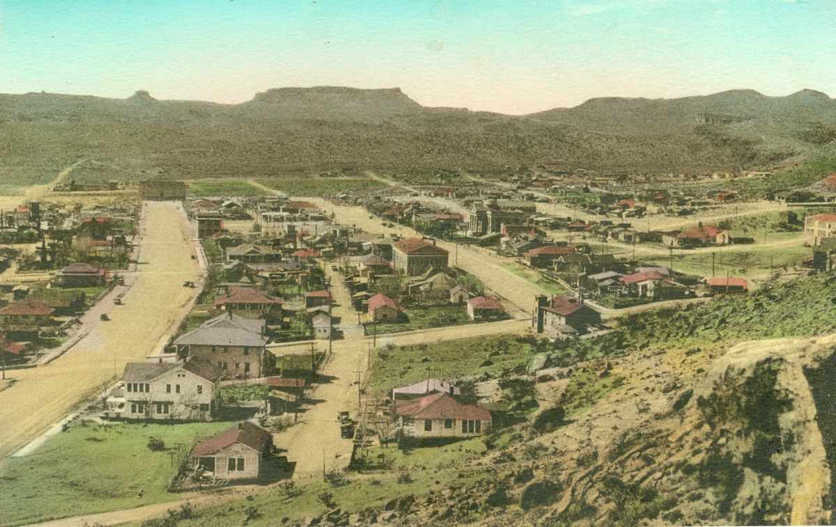 AZ085070.jpg