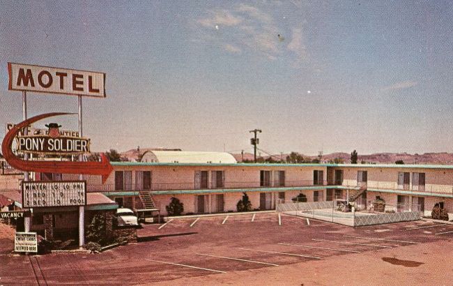 AZ087910.jpg