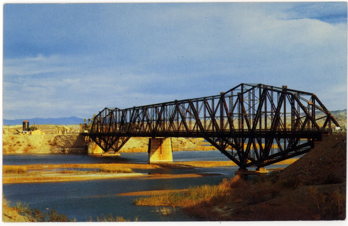 AZ098885.jpg