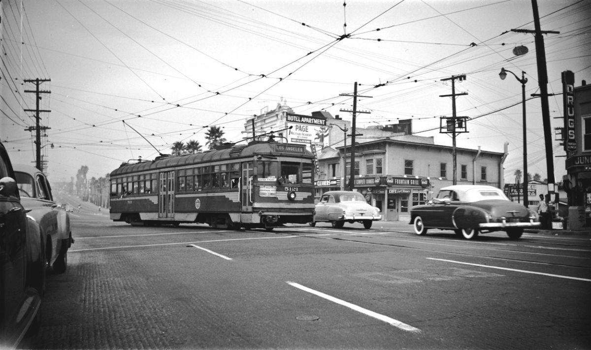 CAF80250.jpg