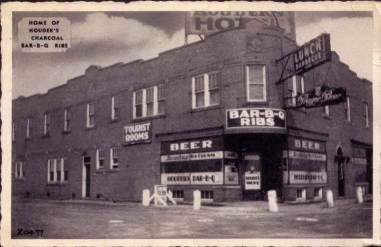 IL008100.jpg