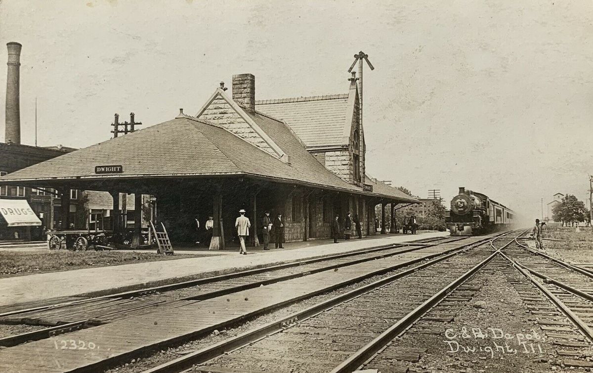 IL024811.jpg