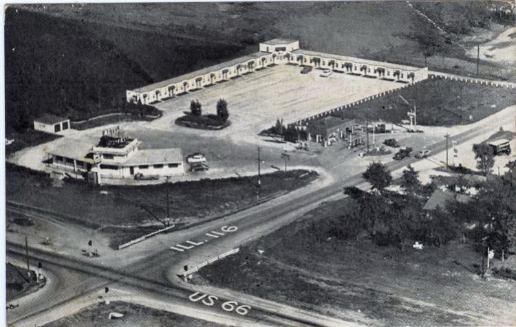 IL026100.jpg