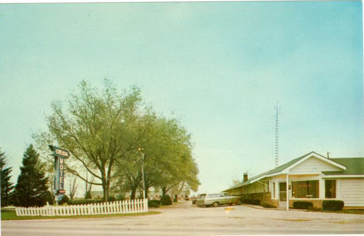 IL030300.jpg