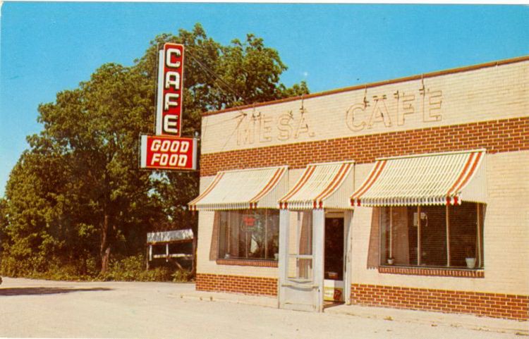 IL032300.jpg