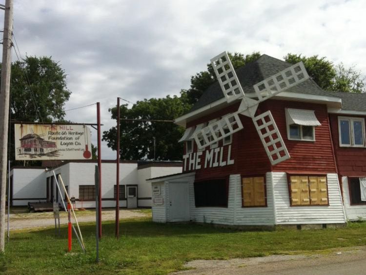 IL043100.jpg