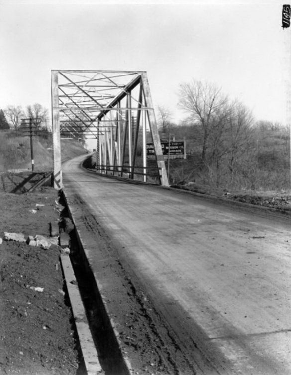 IL046310.jpg