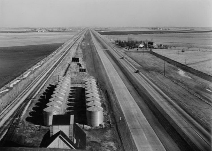 IL046800.jpg