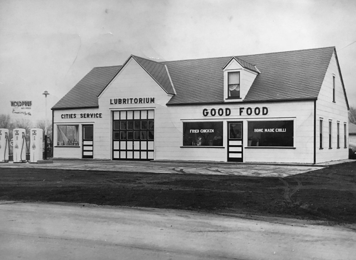 IL046945.jpg