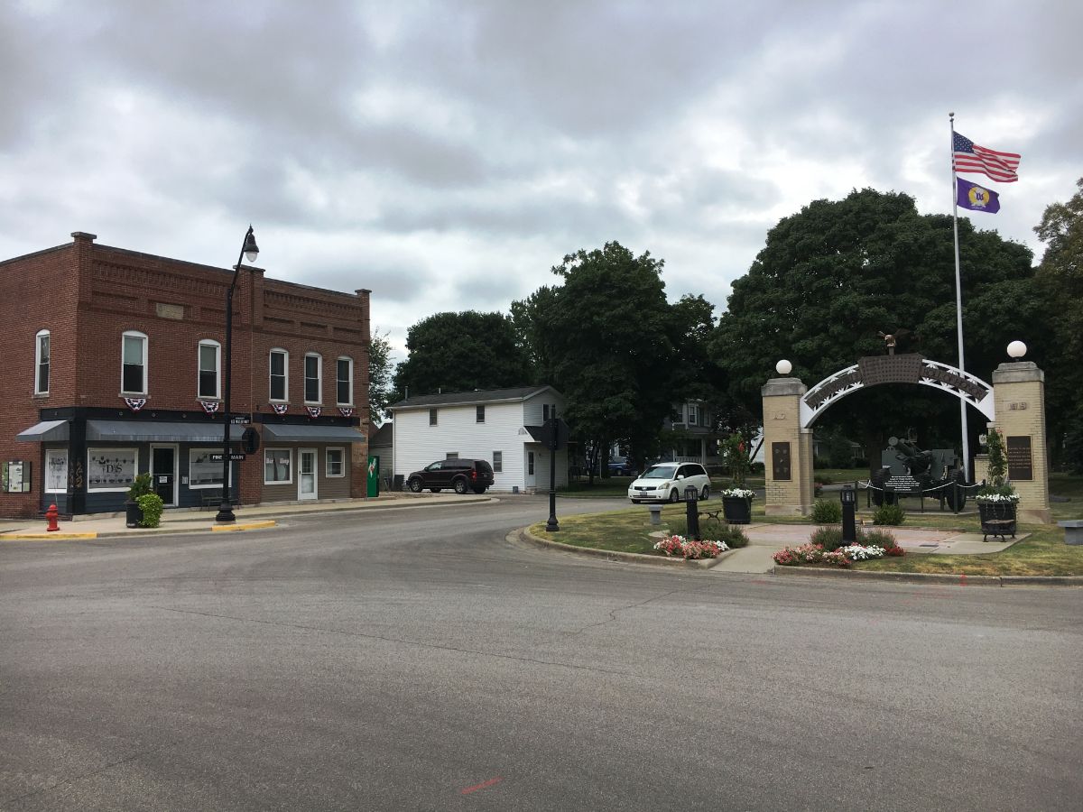 IL047410.jpg