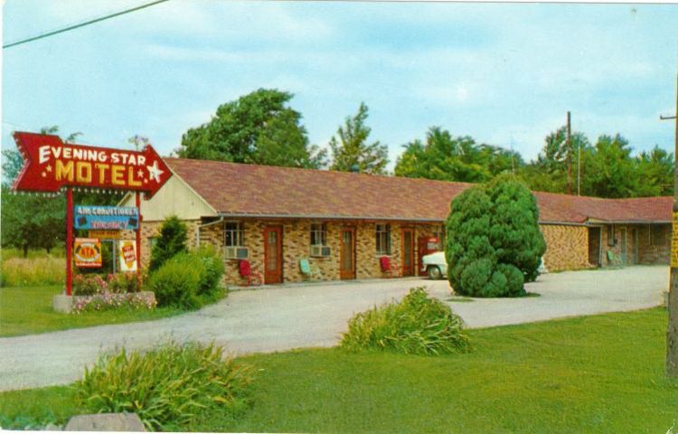 IL053700.jpg