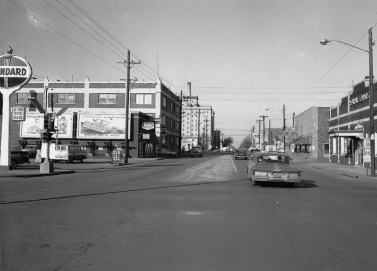 IL058500.jpg