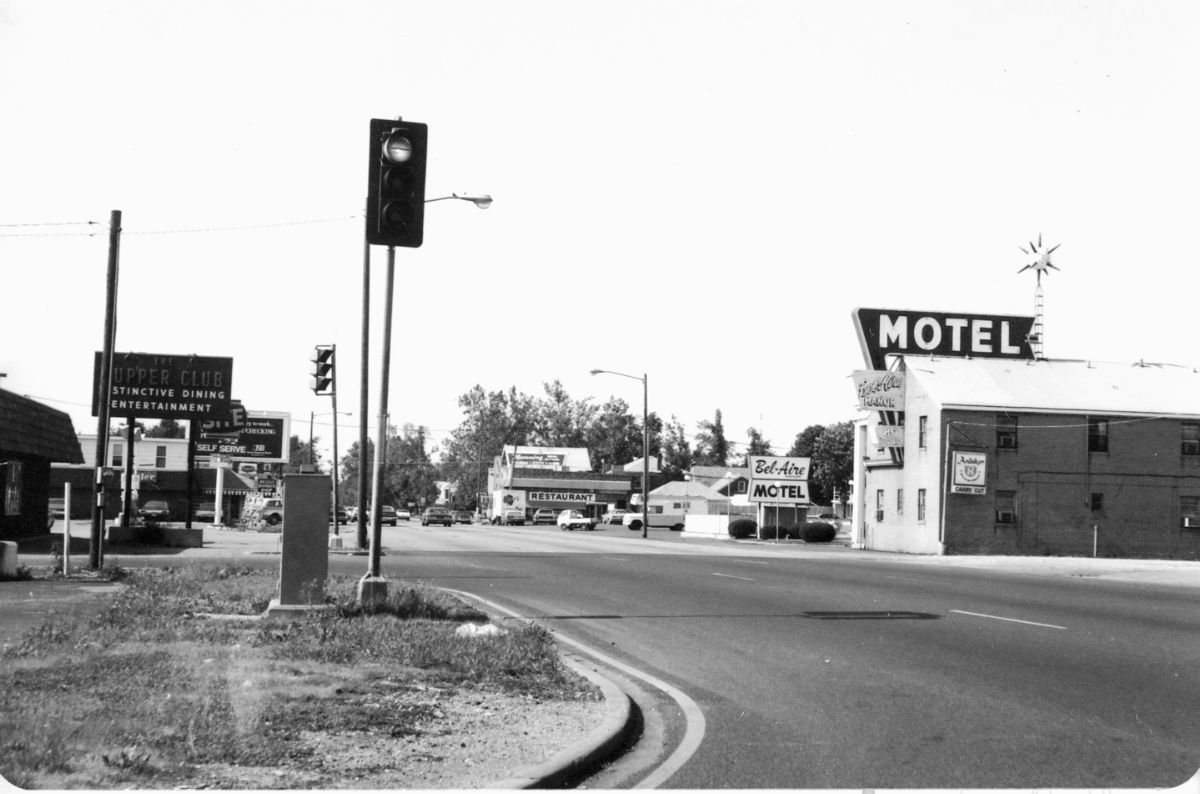IL063900.jpg